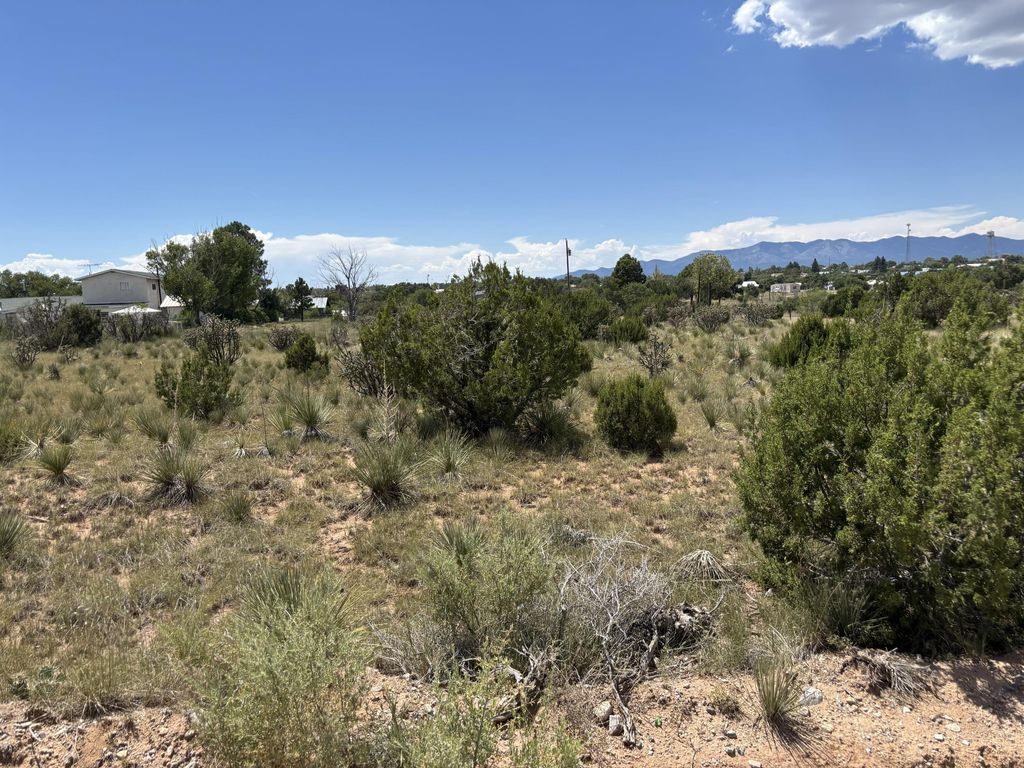 3 Monte Alto Avenue, Mountainair, NM 87036