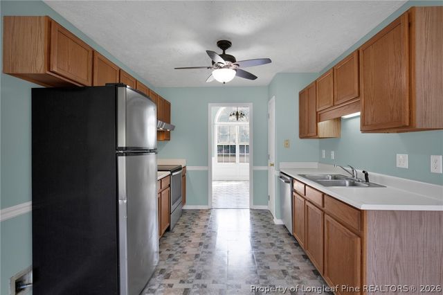 6076 Waldos Beach Road, Fayetteville, NC 28306