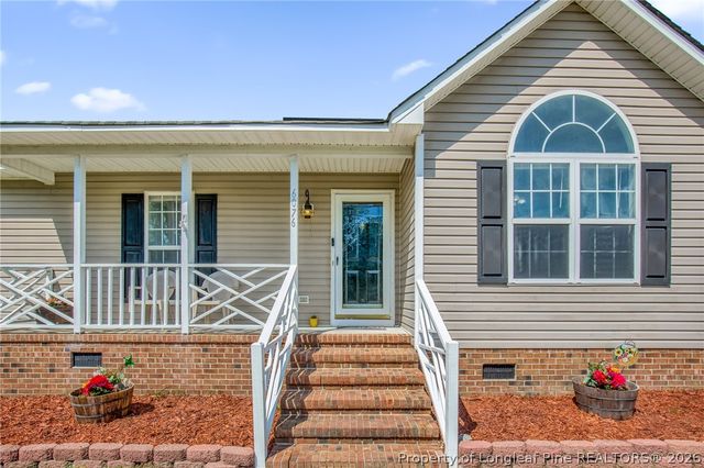 6076 Waldos Beach Road, Fayetteville, NC 28306