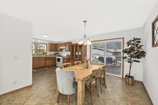 6636 Big Bend ROAD, Waterford, WI 53185