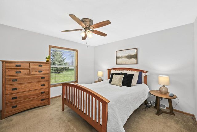 6636 Big Bend ROAD, Waterford, WI 53185
