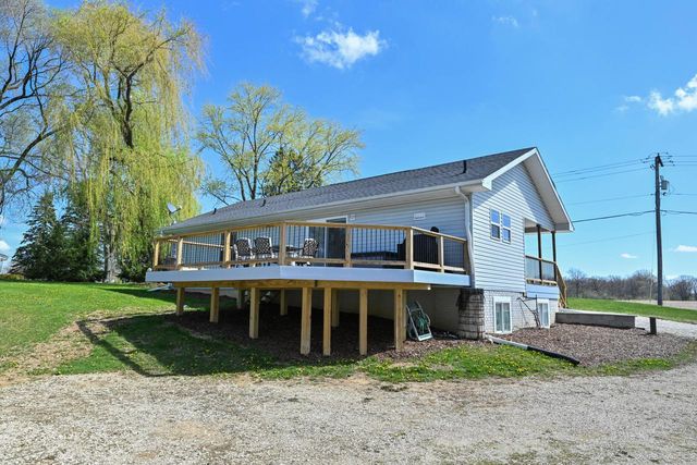 6636 Big Bend ROAD, Waterford, WI 53185