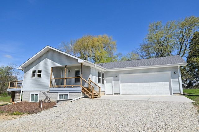 6636 Big Bend ROAD, Waterford, WI 53185