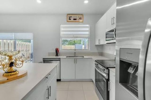 27704 SW 156th Ct, Homestead, FL 33032