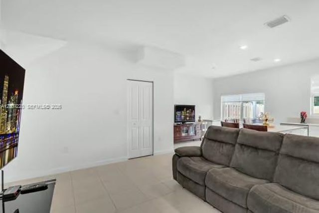 27704 SW 156th Ct, Homestead, FL 33032