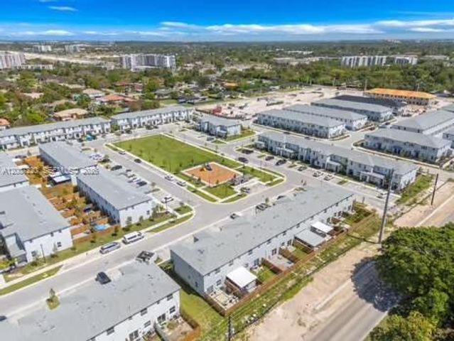 27704 SW 156th Ct, Homestead, FL 33032