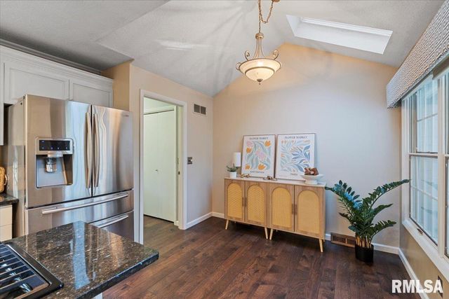 5567 CROW CREEK Road, Bettendorf, IA 52722