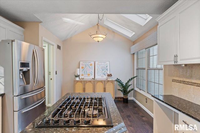 5567 CROW CREEK Road, Bettendorf, IA 52722