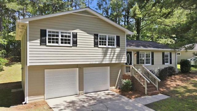 3692 Stoney View Drive, Marietta, GA 30062