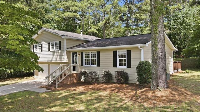 3692 Stoney View Drive, Marietta, GA 30062