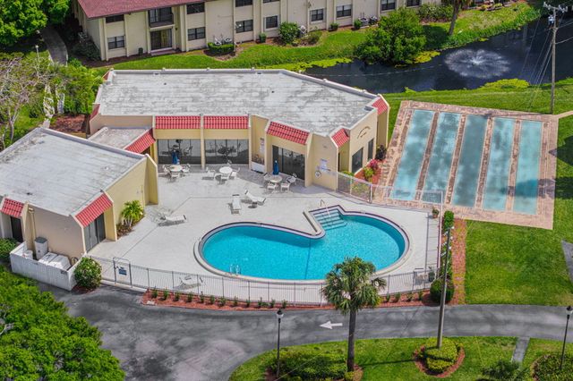 2050 Oleander Boulevard 2-206, Fort Pierce, FL 34950