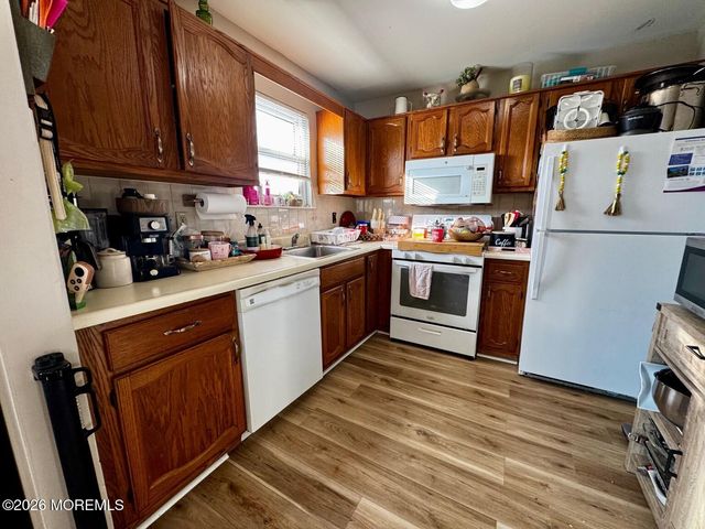 3234 Mystic Port Place, Toms River, NJ 08753