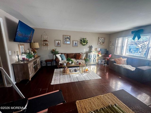 3234 Mystic Port Place, Toms River, NJ 08753