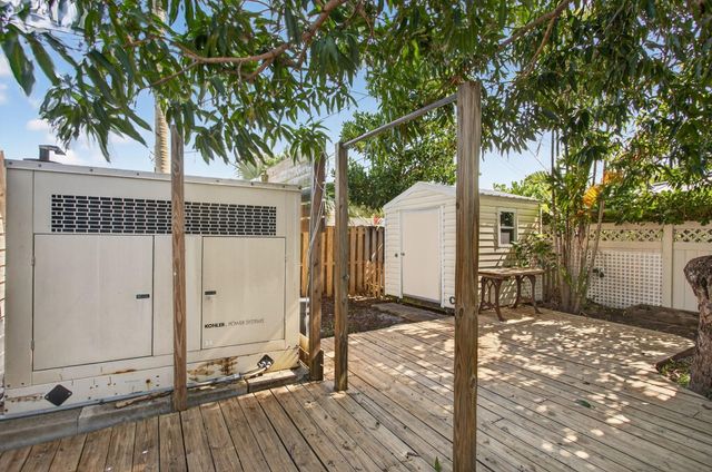 2580 SE 5th Court, Pompano Beach, FL 33062