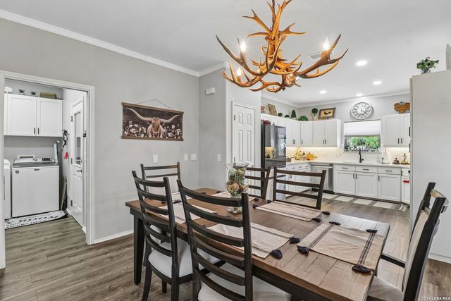 308 Wood View Cir, Bandera, TX 78003