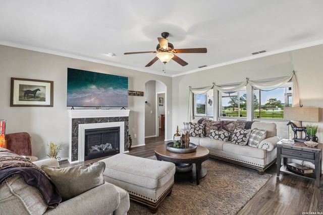 308 Wood View Cir, Bandera, TX 78003