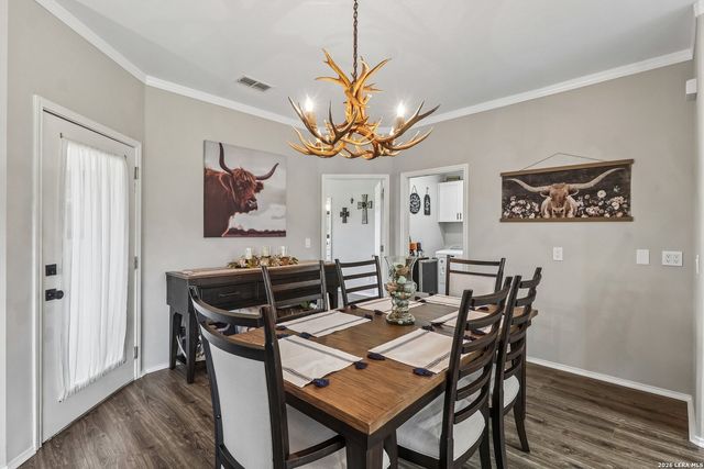 308 Wood View Cir, Bandera, TX 78003