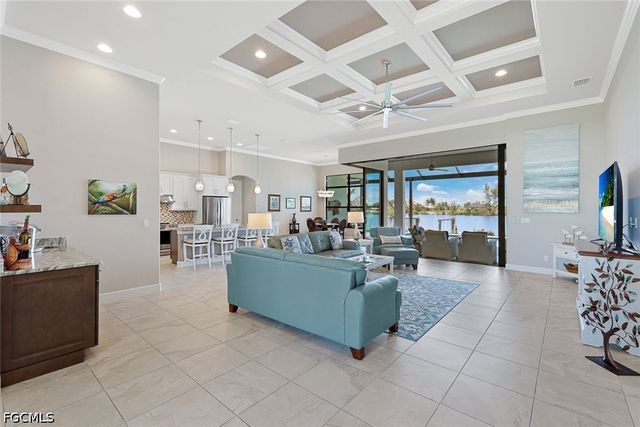 4612 NW 33rd TER, Cape Coral, FL 33993