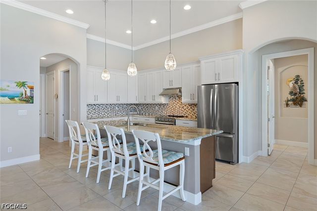 4612 NW 33rd TER, Cape Coral, FL 33993