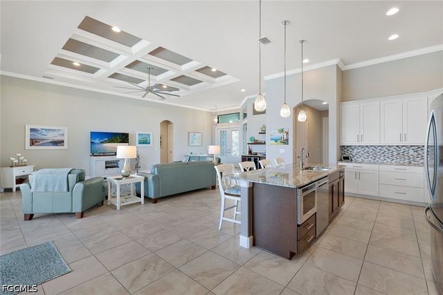 4612 NW 33rd TER, Cape Coral, FL 33993