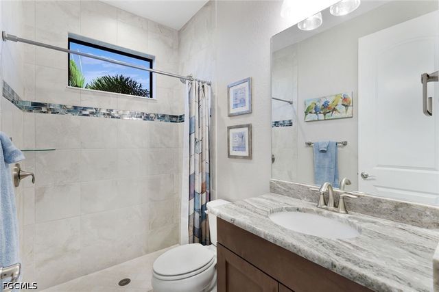 4612 NW 33rd TER, Cape Coral, FL 33993