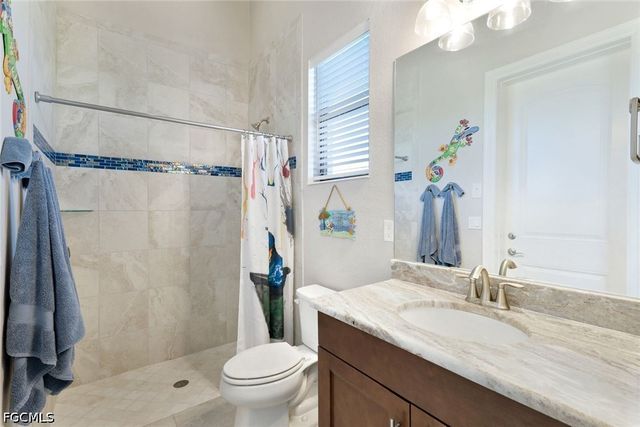 4612 NW 33rd TER, Cape Coral, FL 33993
