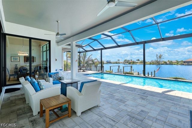 4612 NW 33rd TER, Cape Coral, FL 33993