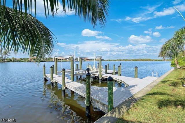 4612 NW 33rd TER, Cape Coral, FL 33993