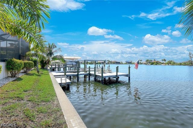 4612 NW 33rd TER, Cape Coral, FL 33993