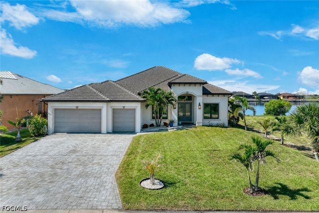 4612 NW 33rd TER, Cape Coral, FL 33993