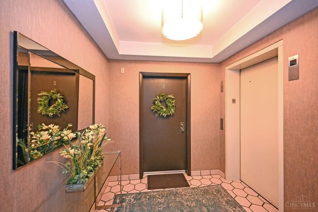 1775 E Mcmillan Street, Cincinnati, OH 45206