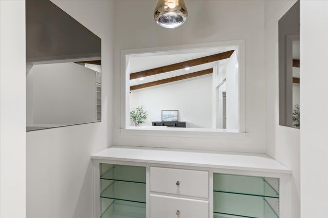 1907 N Tenth Street, Longview, TX 75601