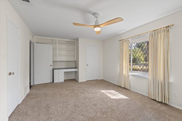 1907 N Tenth Street, Longview, TX 75601