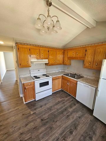 1681 Baltimore Dr, Clarksville, TN 37043