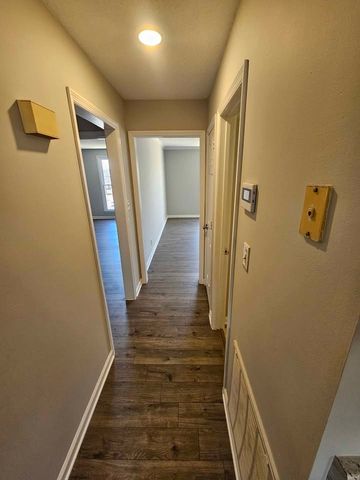 1681 Baltimore Dr, Clarksville, TN 37043