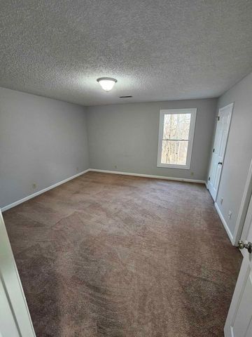 1681 Baltimore Dr, Clarksville, TN 37043