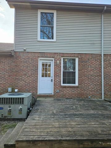 1681 Baltimore Dr, Clarksville, TN 37043