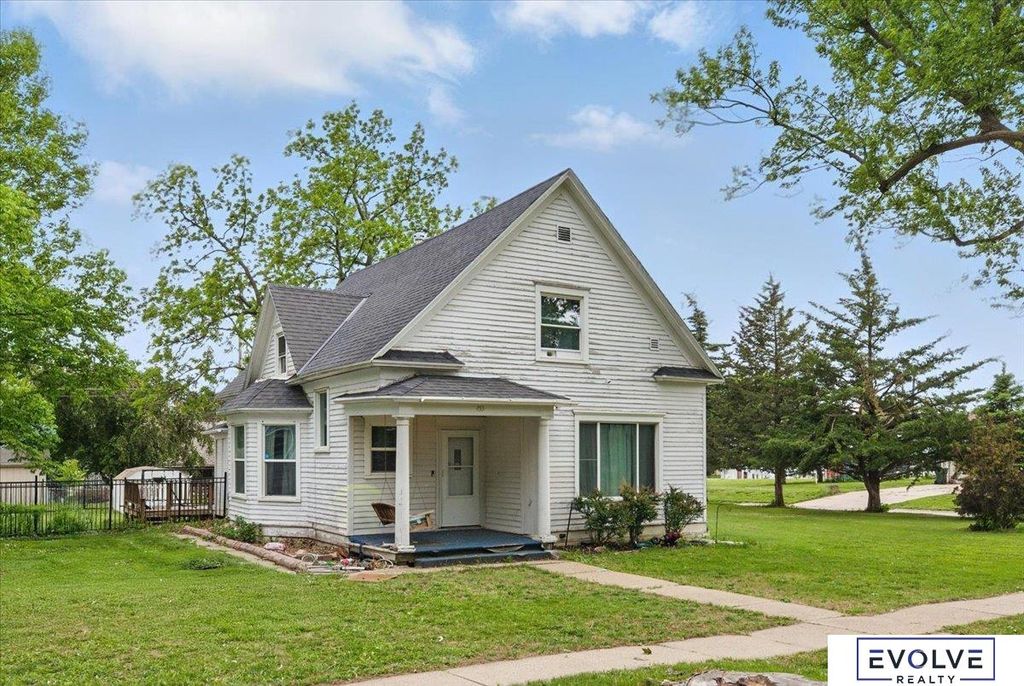 453 W 4th Street, Wahoo, NE 68066