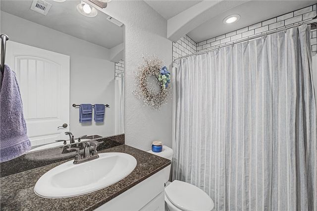 1231 Gardenia Street, Centerton, AR 72719