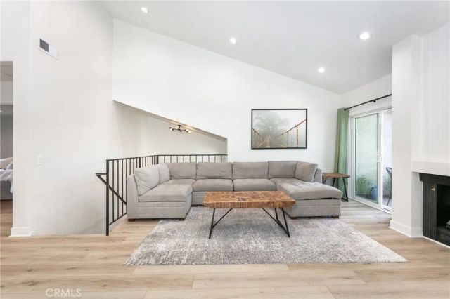11411 Tampa 119, Porter Ranch, CA 91326