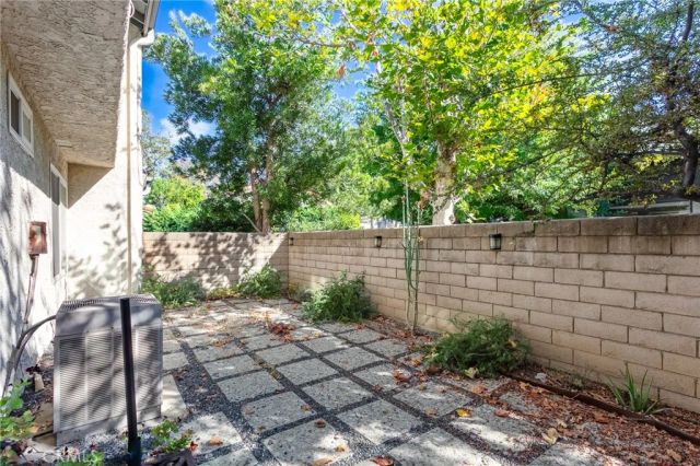 11411 Tampa 119, Porter Ranch, CA 91326