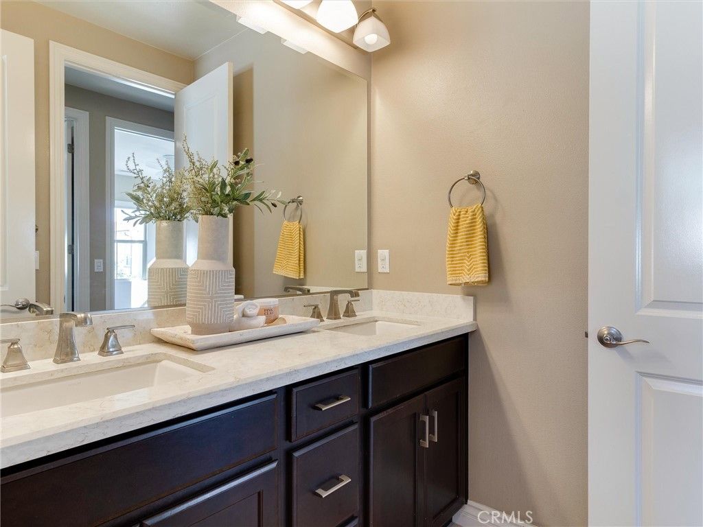 Image 23 of property listing at 214 Gaspar, Irvine, CA 92618