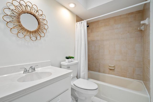 5361 SE Merion Way, Stuart, FL 34997