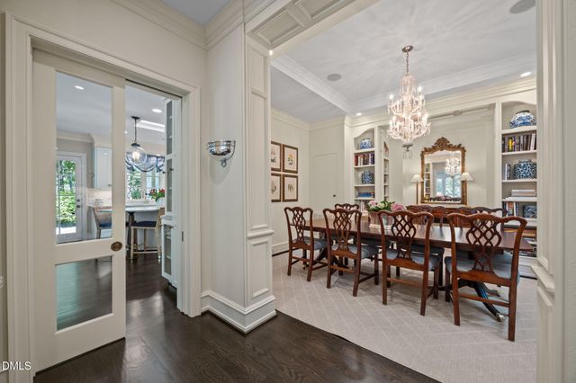 2 Greenside Court, Durham, NC 27707