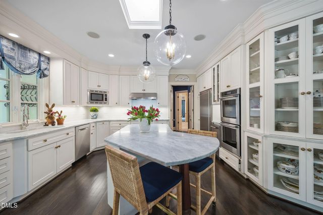 2 Greenside Court, Durham, NC 27707