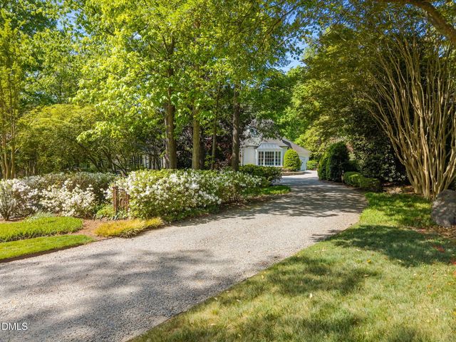 2 Greenside Court, Durham, NC 27707