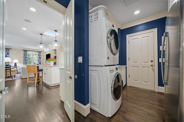 2 Greenside Court, Durham, NC 27707