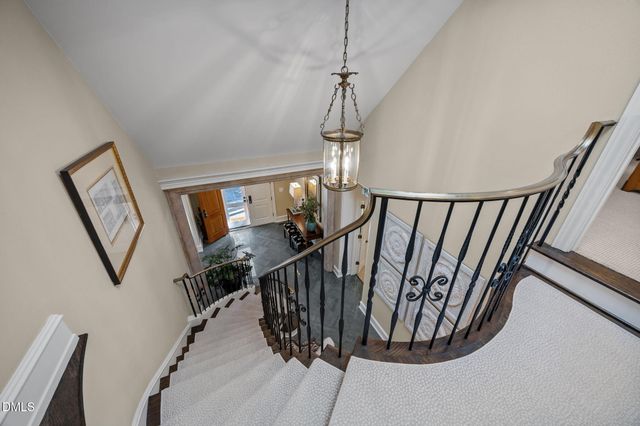 2 Greenside Court, Durham, NC 27707