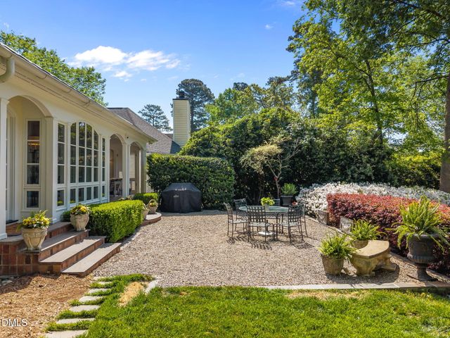 2 Greenside Court, Durham, NC 27707