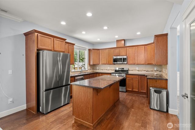 4006 20th Avenue NE, Olympia, WA 98506